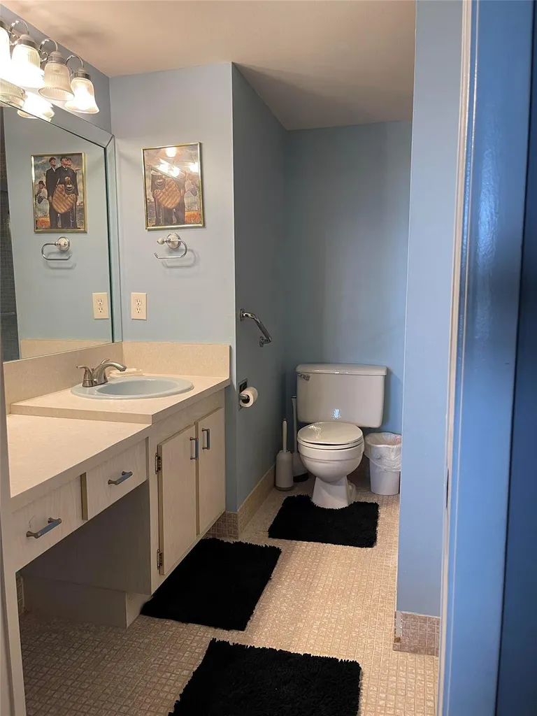 4030 Hythe B Boca Raton FL 33434