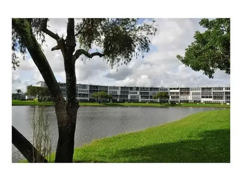 4030 Hythe B Boca Raton FL 33434