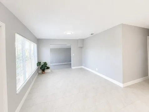 1321 W 3rd Street Riviera Beach FL 33404