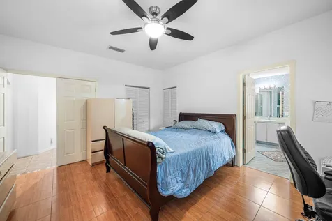 5563 NW 41st Avenue Coconut Creek FL 33073