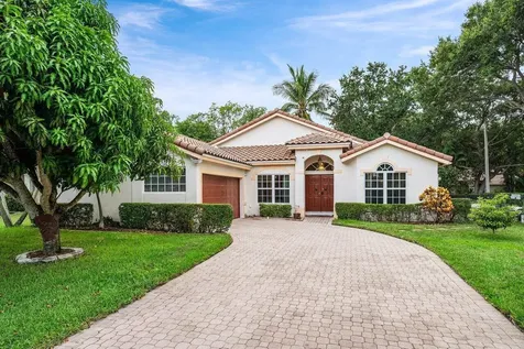 5563 NW 41st Avenue Coconut Creek FL 33073