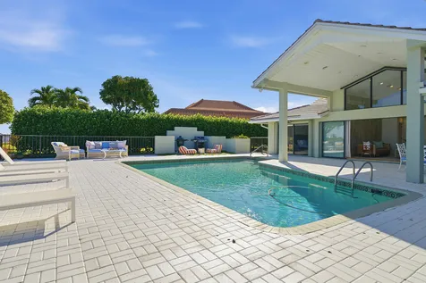 2308 Embassy Drive West Palm Beach FL 33401