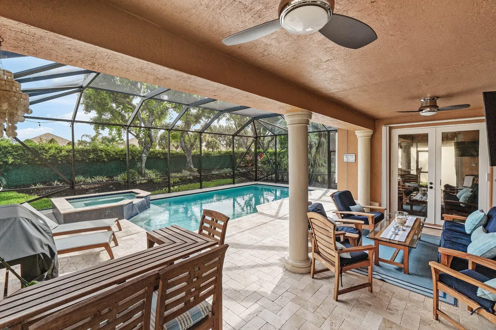 10697 Willow Oak Court Wellington FL 33414