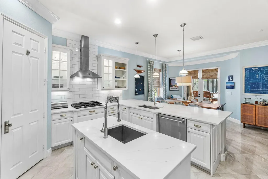 10697 Willow Oak Court Wellington FL 33414