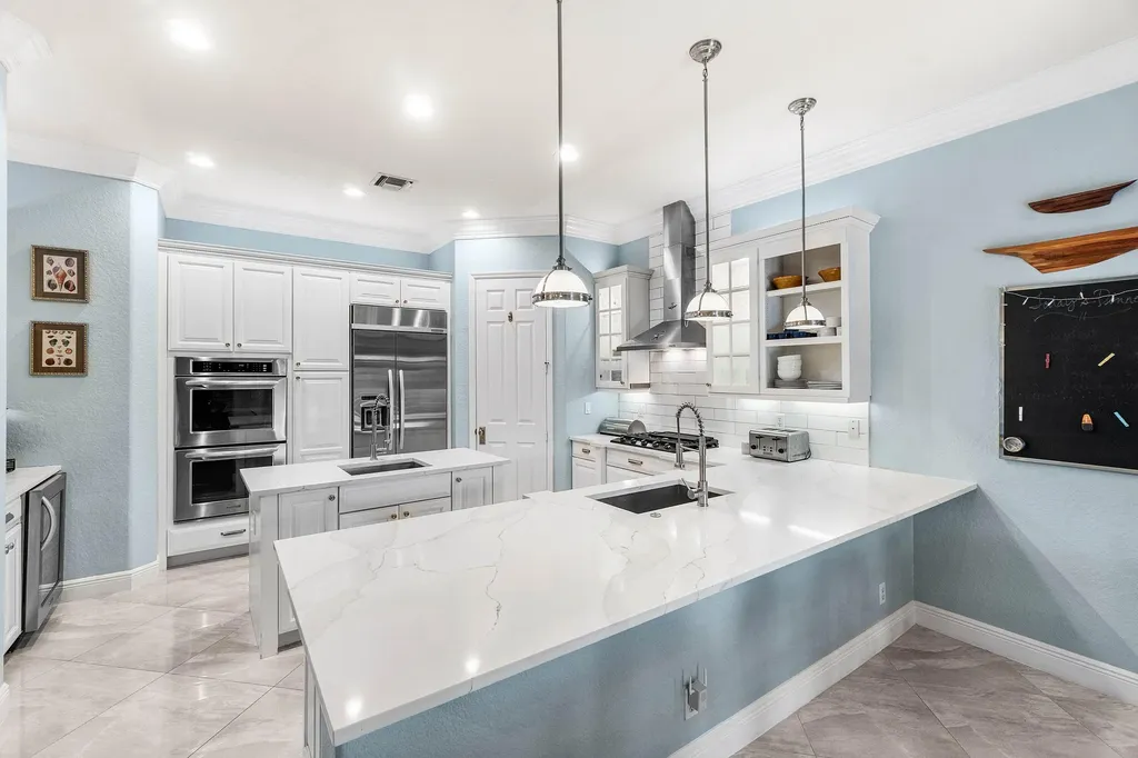 10697 Willow Oak Court Wellington FL 33414