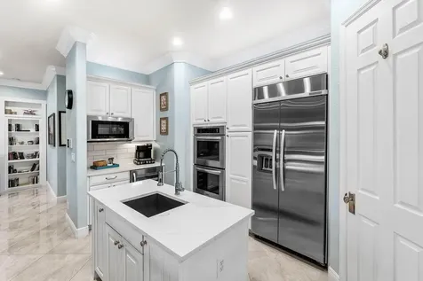 10697 Willow Oak Court Wellington FL 33414