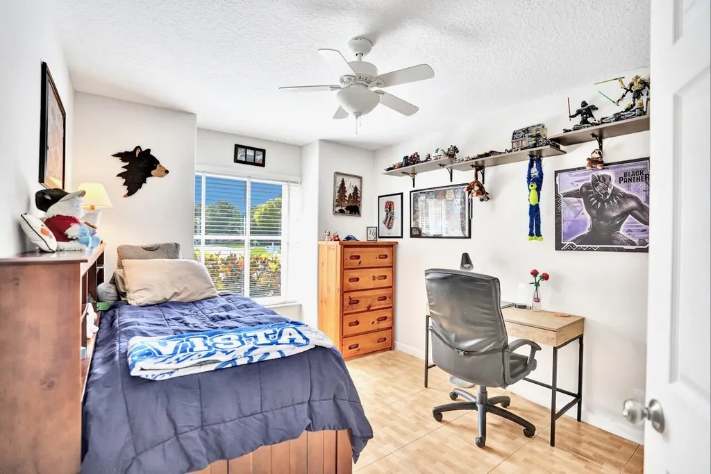 5886 Bay Hill Circle Lake Worth FL 33463