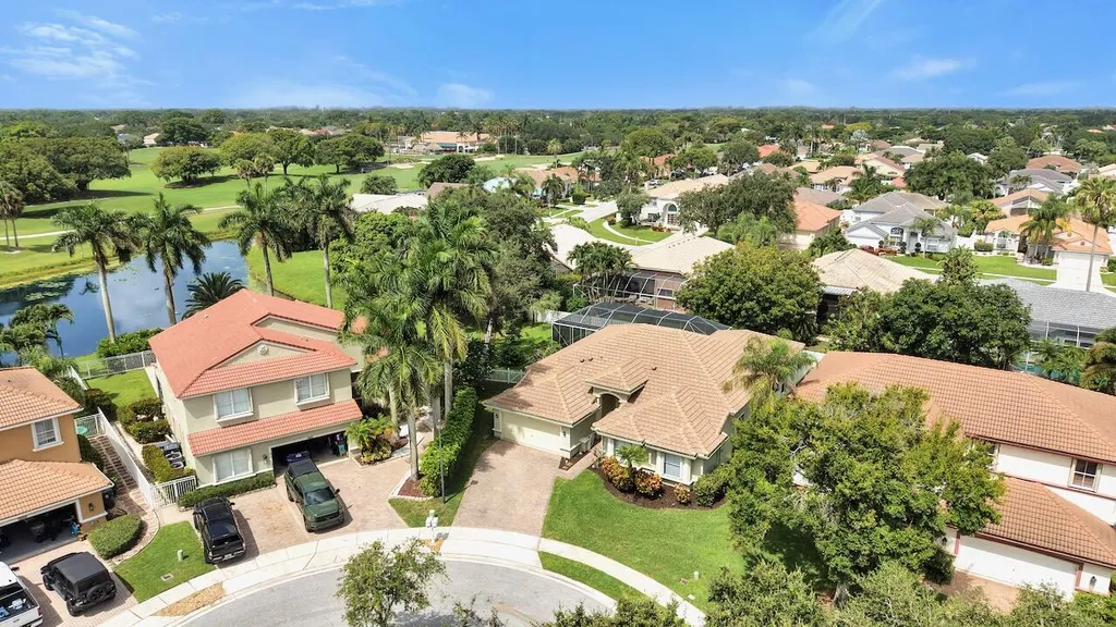 5886 Bay Hill Circle Lake Worth FL 33463