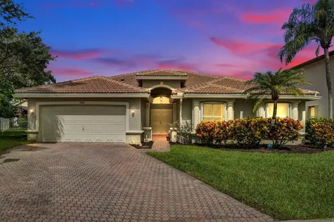 5886 Bay Hill Circle Lake Worth FL 33463
