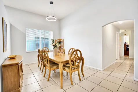 5886 Bay Hill Circle Lake Worth FL 33463