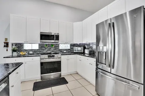5886 Bay Hill Circle Lake Worth FL 33463