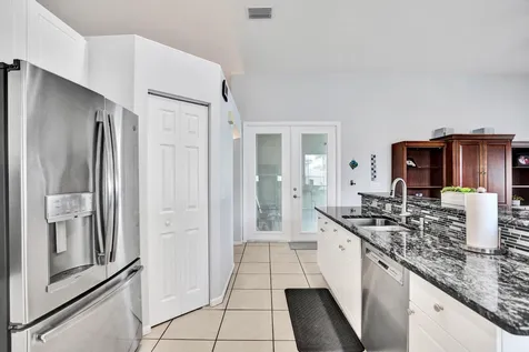 5886 Bay Hill Circle Lake Worth FL 33463