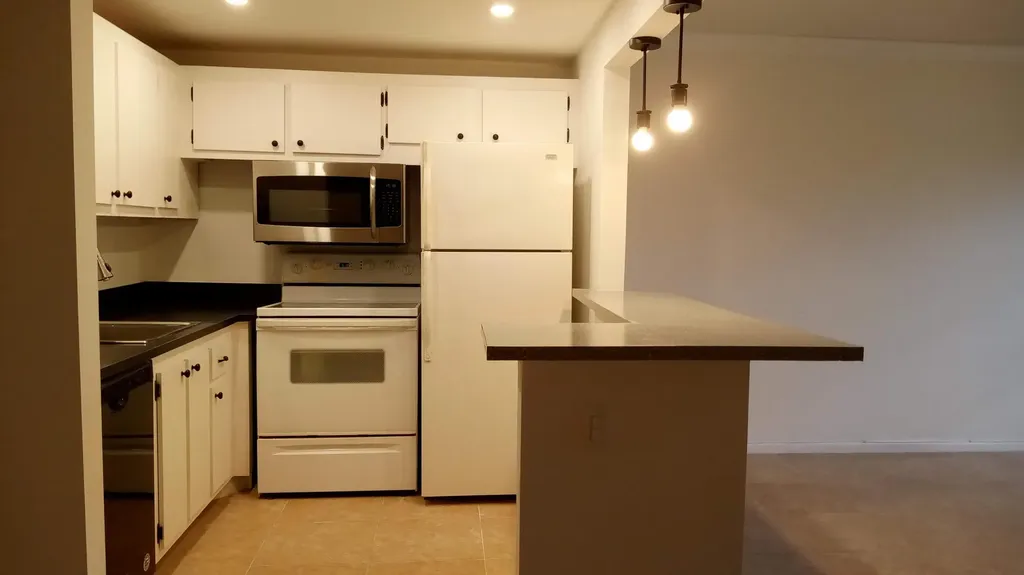 16 Dorset A Boca Raton FL 33434