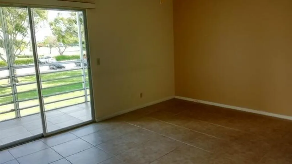 16 Dorset A Boca Raton FL 33434