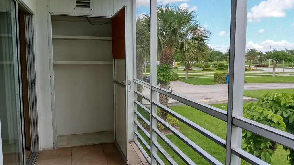 16 Dorset A Boca Raton FL 33434