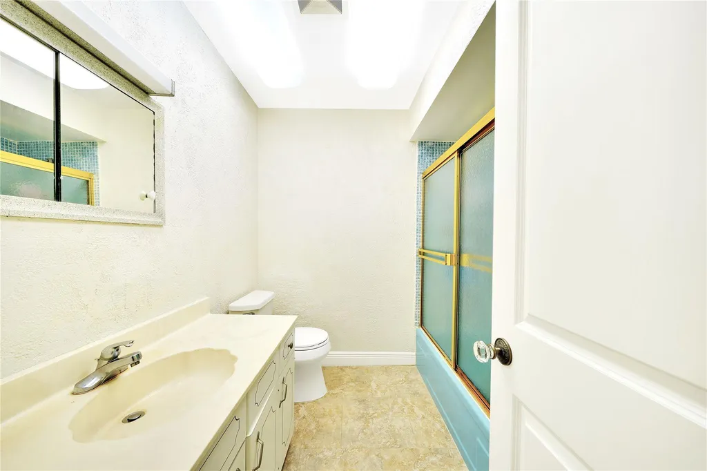 2701 Middle River Drive Fort Lauderdale FL 33306