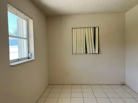 816 24th Avenue N Lake Worth Beach FL 33460