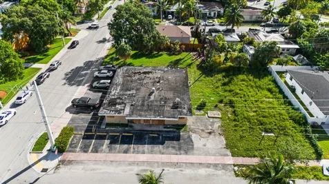 880 NW 25th Avenue Fort Lauderdale FL 33311