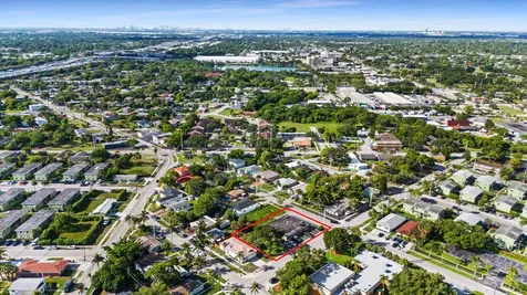 880 NW 25th Avenue Fort Lauderdale FL 33311