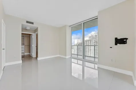 1900 N Bayshore Drive Miami FL 33132