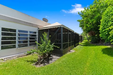 9305 Flynn Circle Boca Raton FL 33496