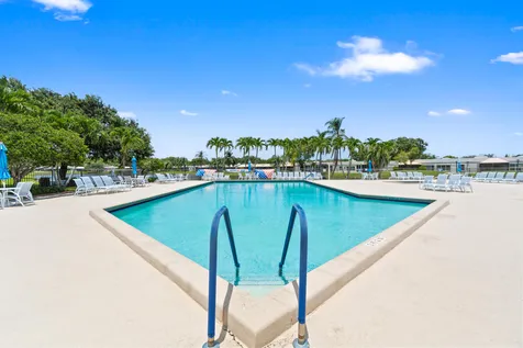 9305 Flynn Circle Boca Raton FL 33496