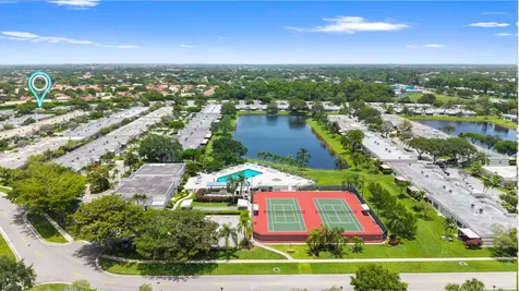 9305 Flynn Circle Boca Raton FL 33496