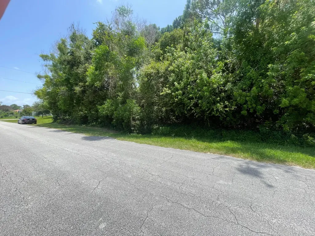 638 NW Grenada Street Port St Lucie FL 34983