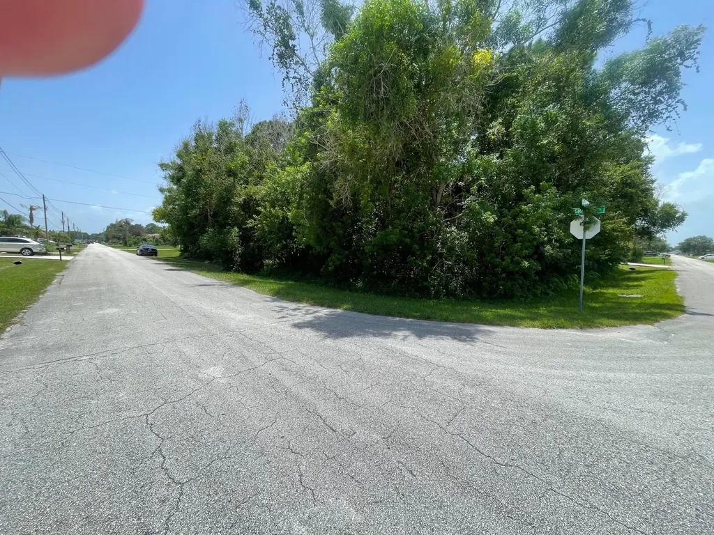 638 NW Grenada Street Port St Lucie FL 34983