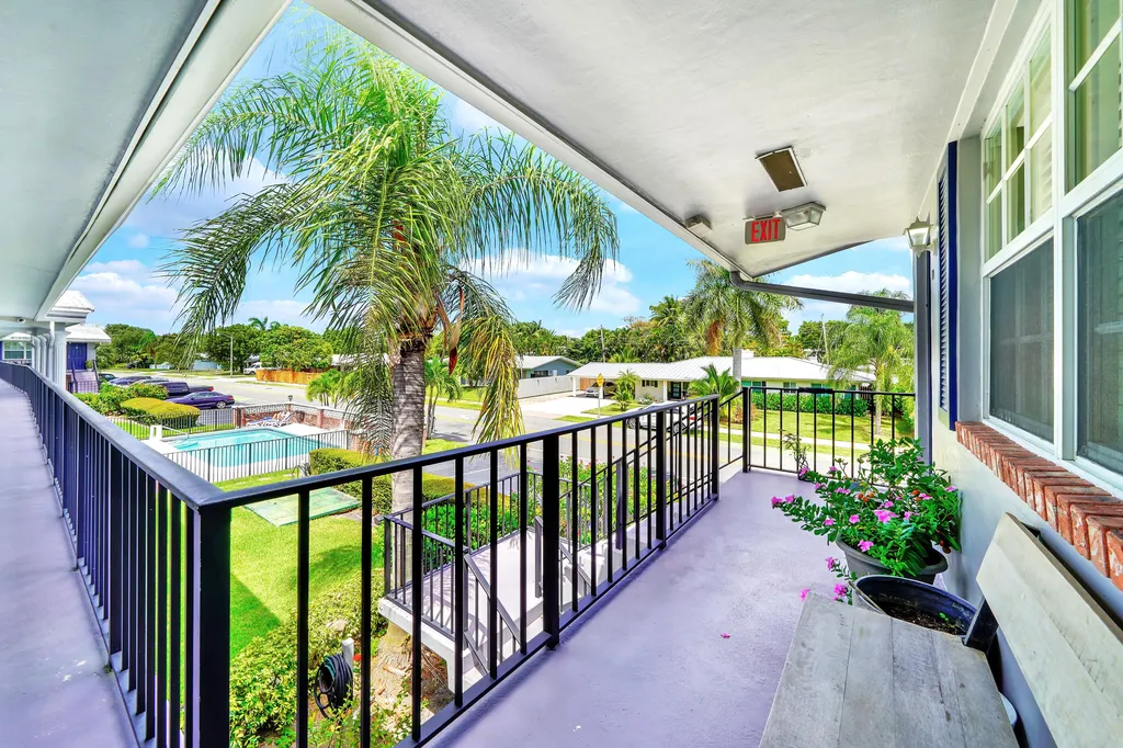 2701 Middle River Drive Fort Lauderdale FL 33306