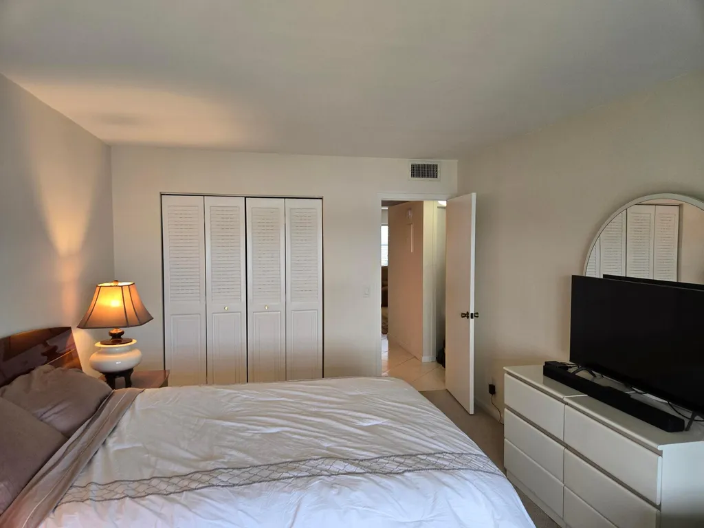 2031 Exeter Boca Raton FL 33434