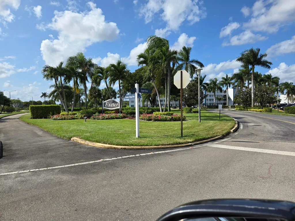 2031 Exeter Boca Raton FL 33434