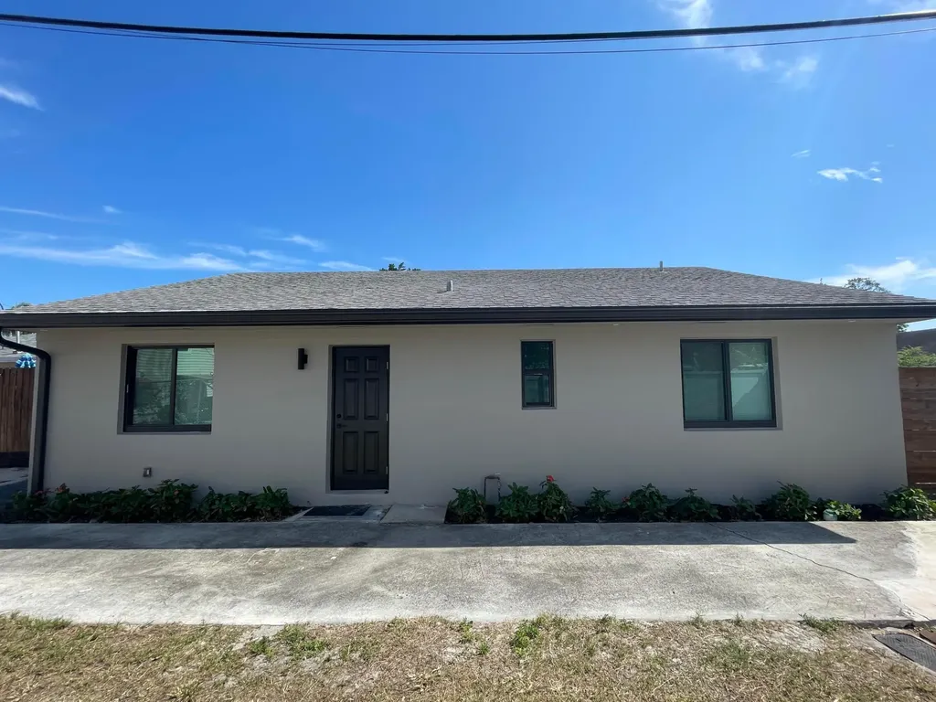 927 N L Street Lake Worth Beach FL 33460