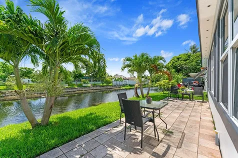 4184 NW 52nd Avenue Lauderdale Lakes FL 33319