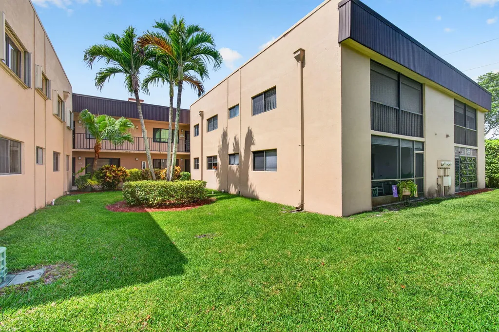 15126 Ashland Street Delray Beach FL 33484