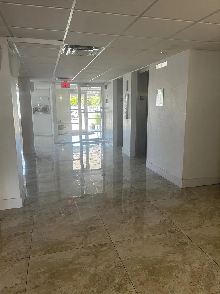 550 Bayshore Drive Fort Lauderdale FL 33304