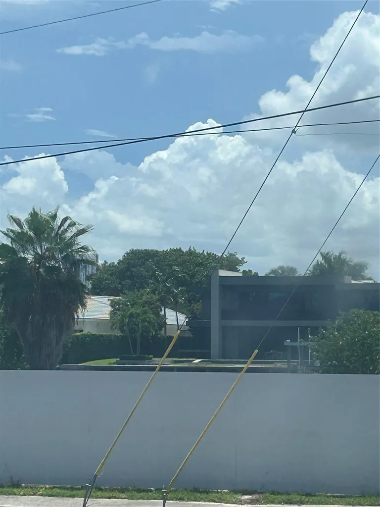 550 Bayshore Drive Fort Lauderdale FL 33304