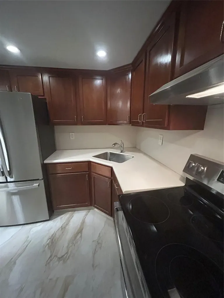 550 Bayshore Drive Fort Lauderdale FL 33304