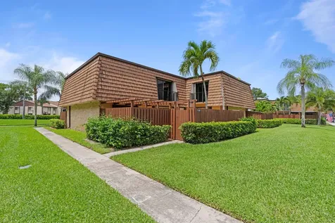 1405 14th Lane Greenacres FL 33463
