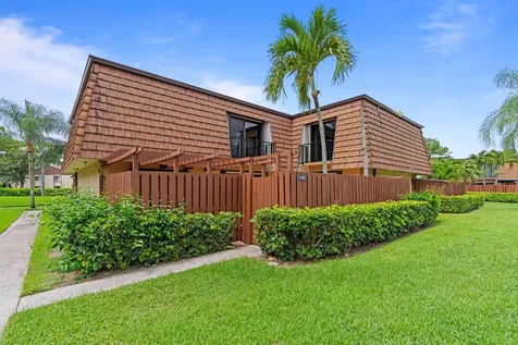 1405 14th Lane Greenacres FL 33463