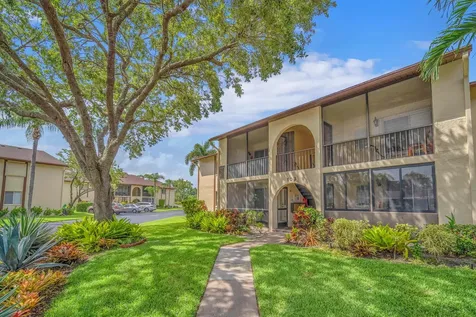 103 Lake Pine Circle Greenacres FL 33463