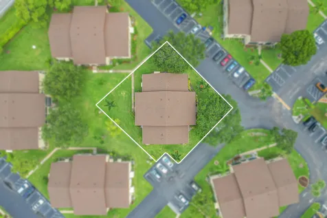 103 Lake Pine Circle Greenacres FL 33463