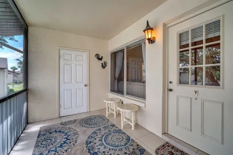 103 Lake Pine Circle Greenacres FL 33463