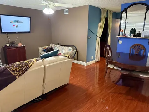 301 SW 135th Avenue Pembroke Pines FL 33027