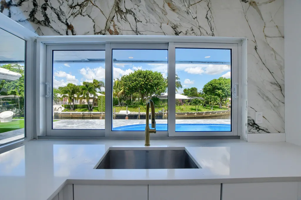 891 SW Hickory Terrace Boca Raton FL 33486