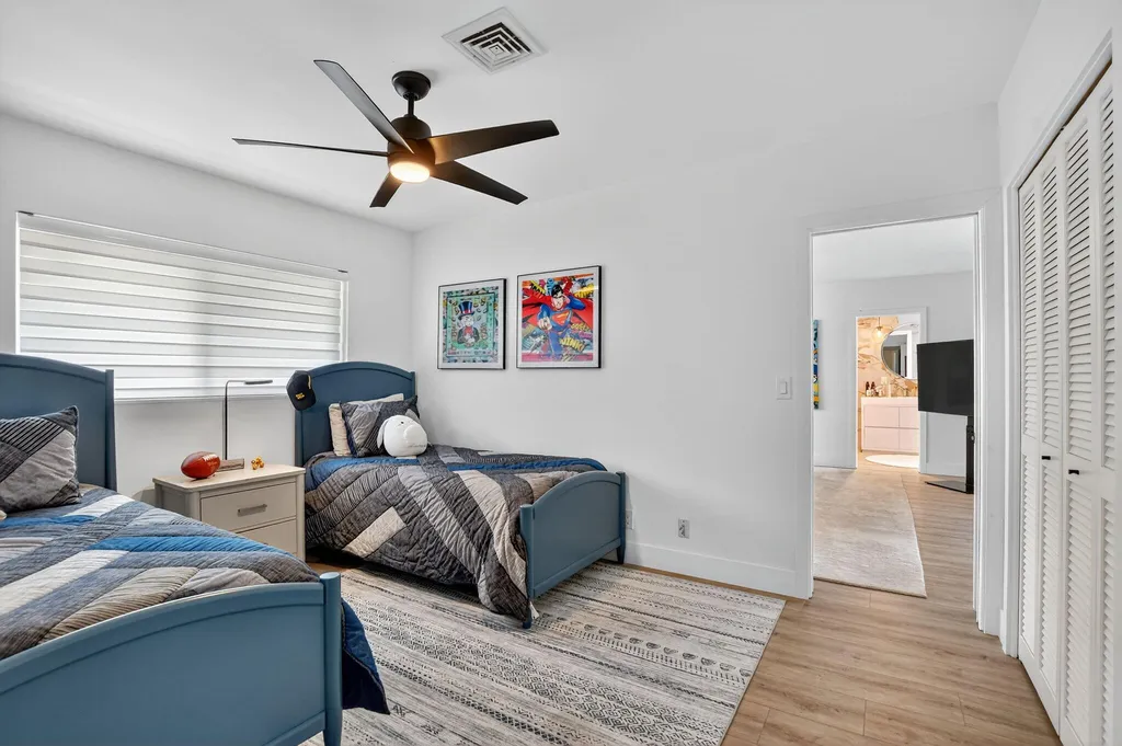 891 SW Hickory Terrace Boca Raton FL 33486
