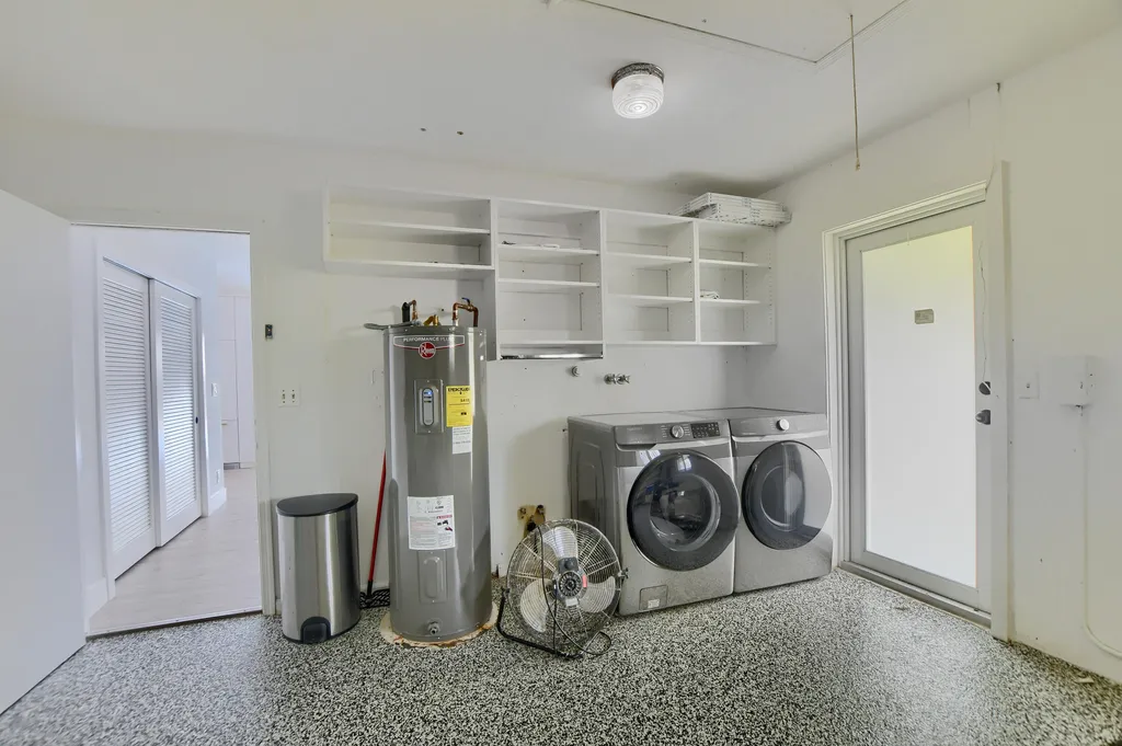 891 SW Hickory Terrace Boca Raton FL 33486