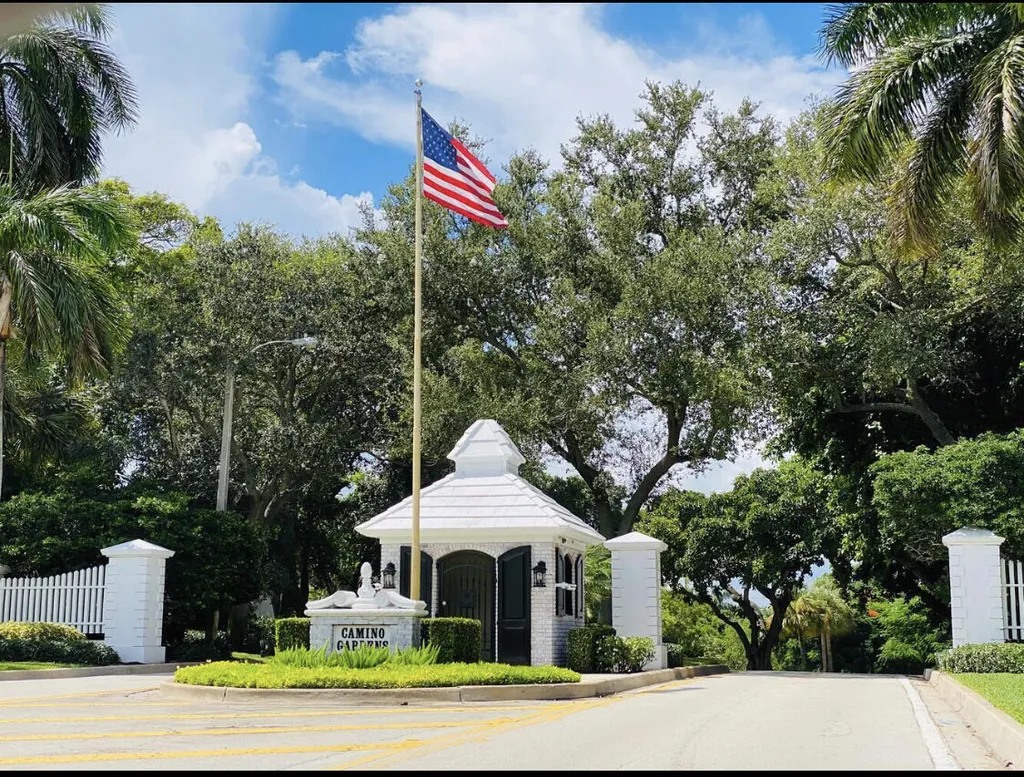 891 SW Hickory Terrace Boca Raton FL 33486