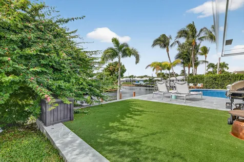 891 SW Hickory Terrace Boca Raton FL 33486