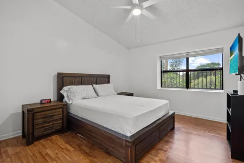 3727 Carambola Circle N Coconut Creek FL 33066
